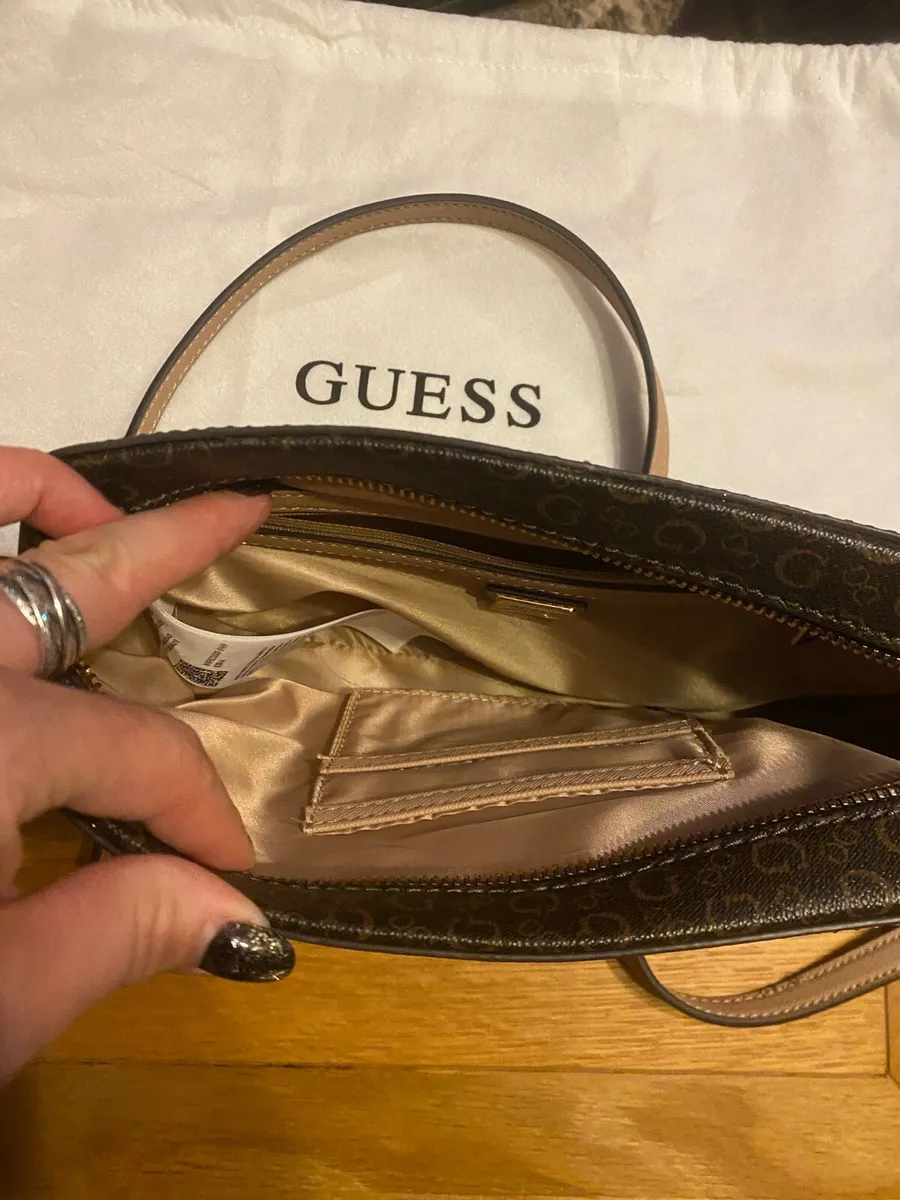 Genuine Guess Handbag - Image 3