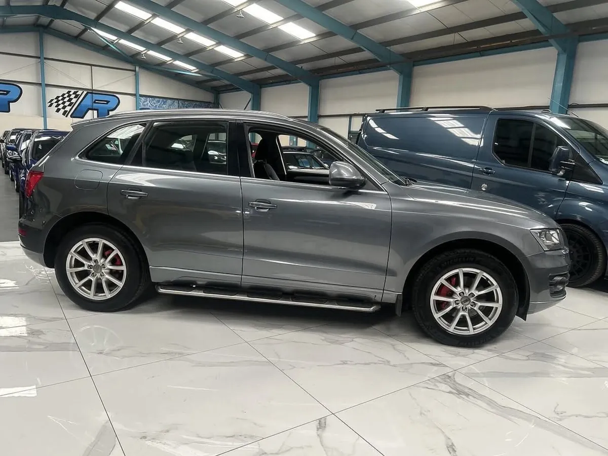 Audi Q5 - low miles - Image 2