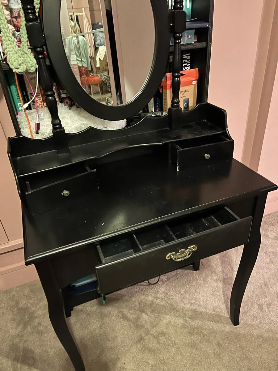 Dressing Table - Image 2