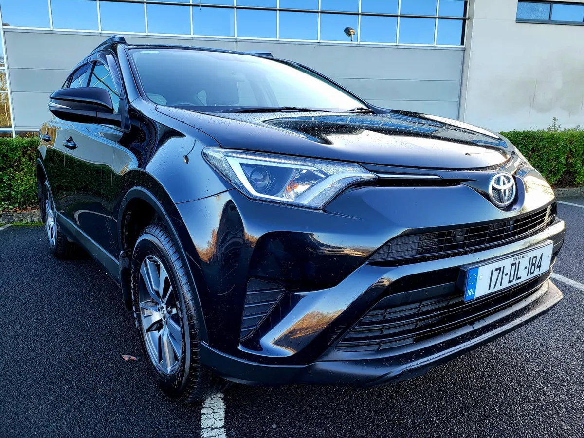 2017 TOYOTA RAV4 2.0 D4D LUNA - Image 2