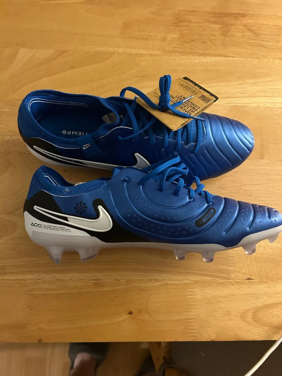 Football Boots - Image 1