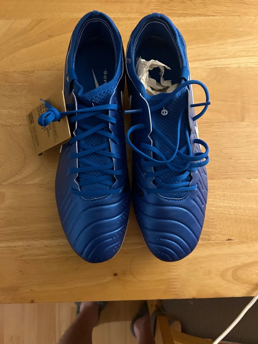 Football Boots - Image 3