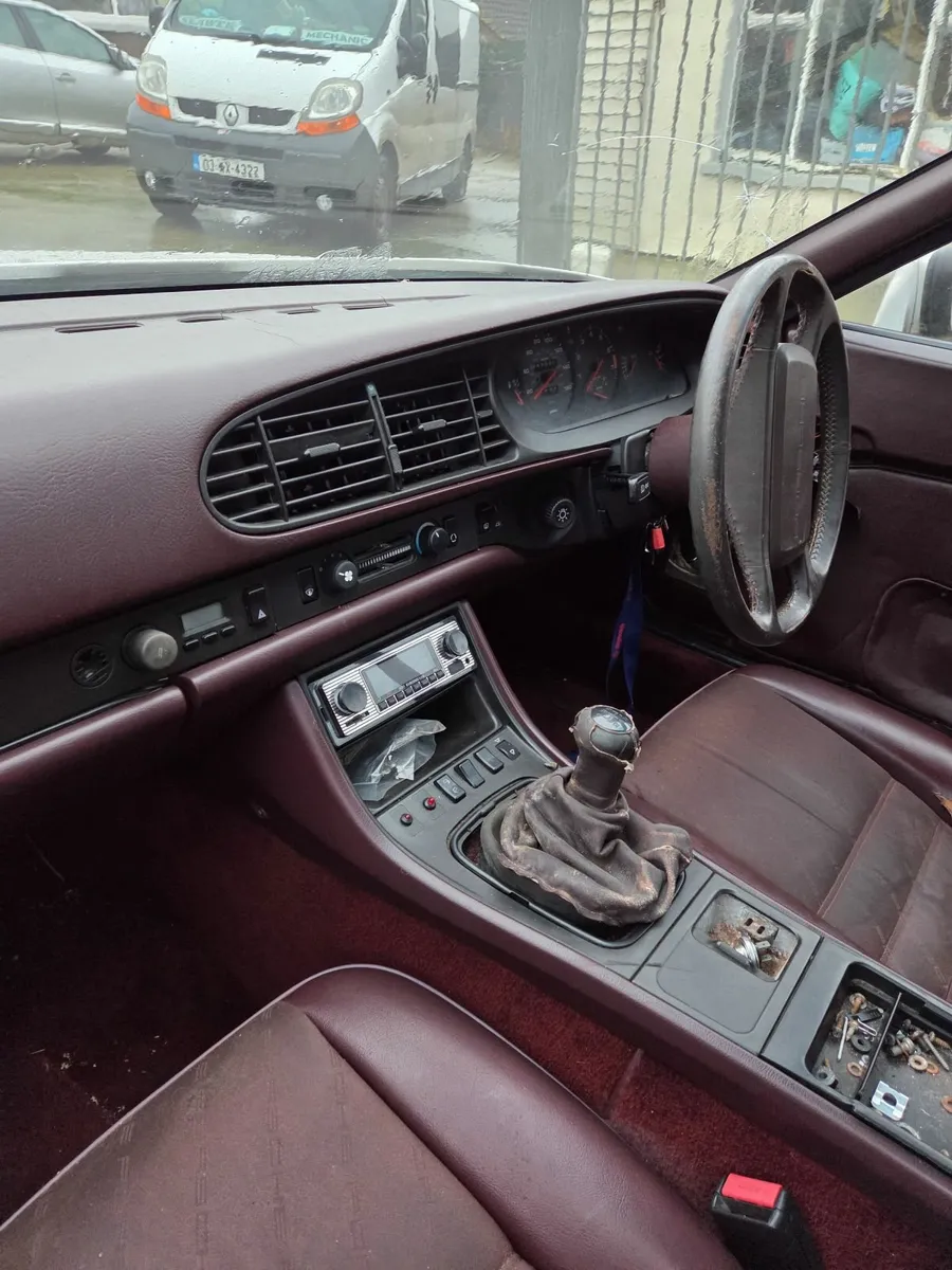 Porsche 944 vintych - Image 2