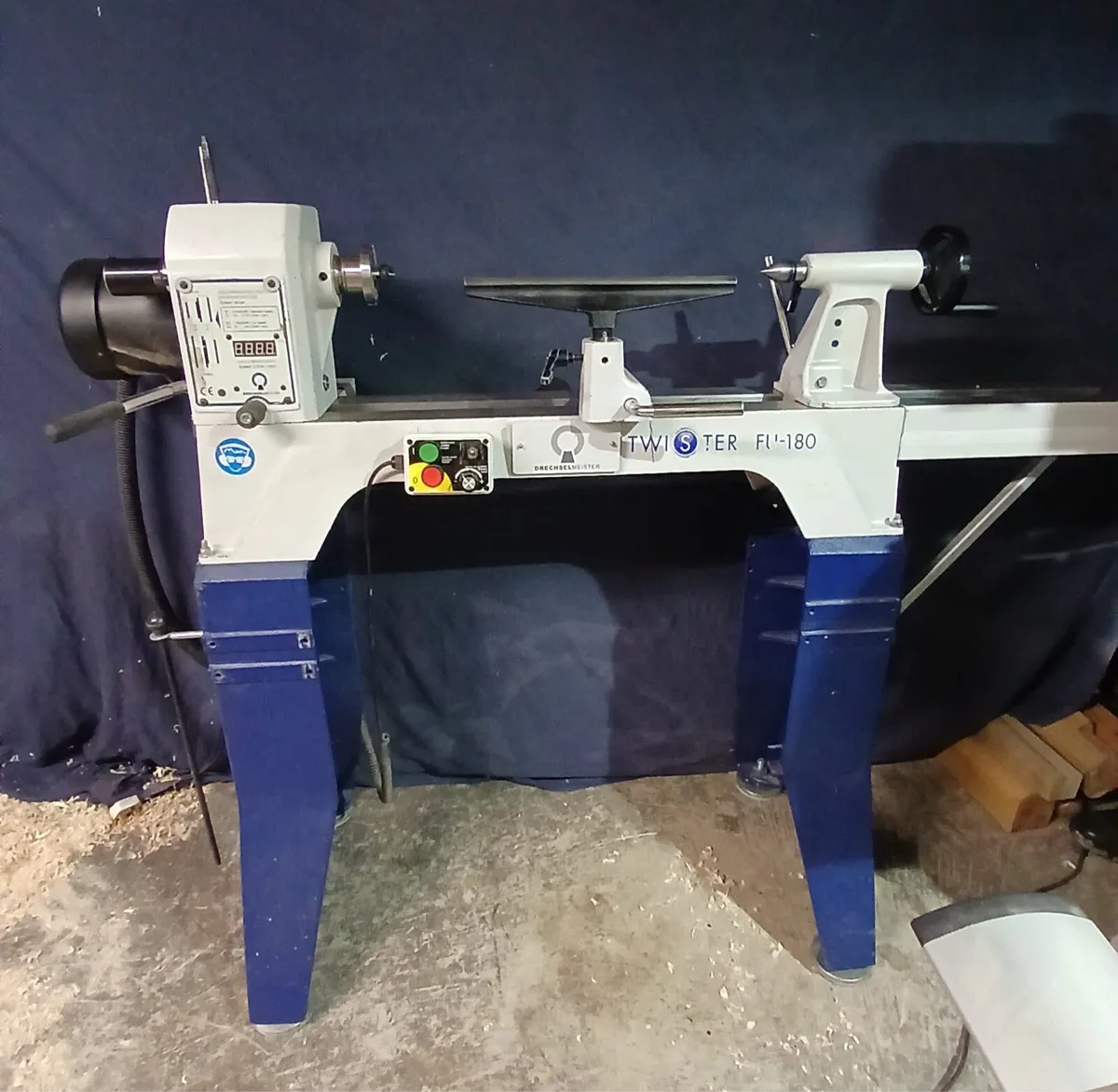 Stratos Twister FU 180 Wood Lathe