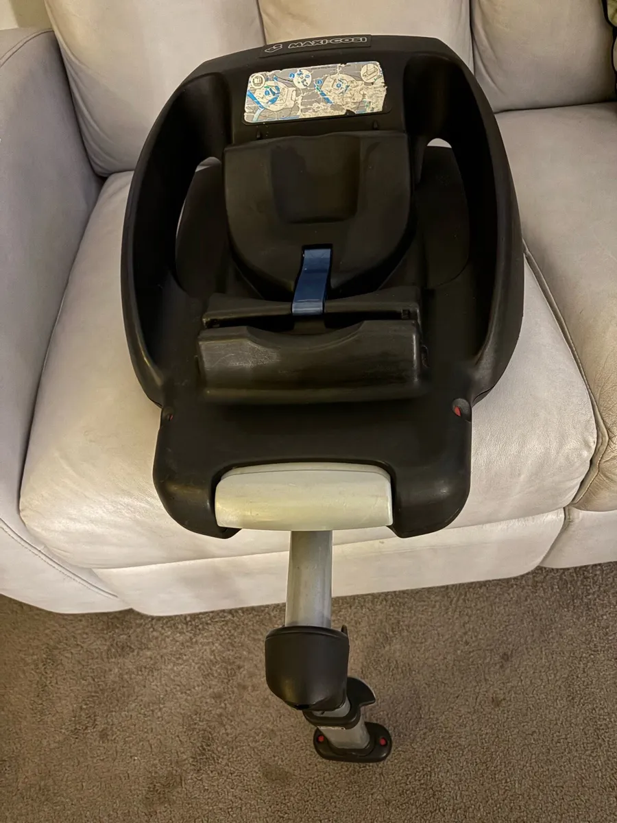 Maxi Cosi Easy Base - Image 1