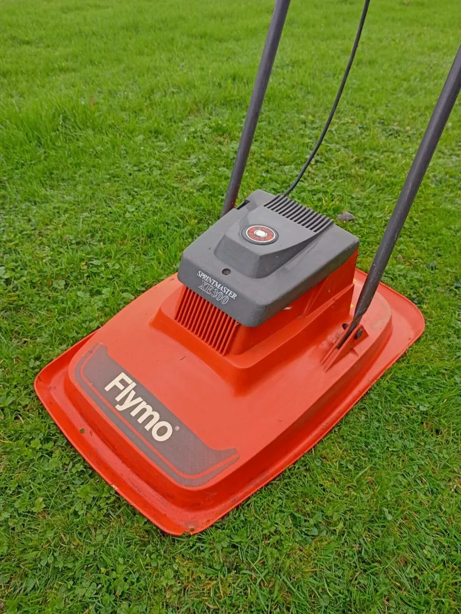 Flymo Sprint Master XE300 - Image 1