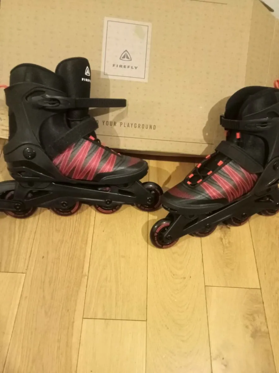 Roller skates - Image 1