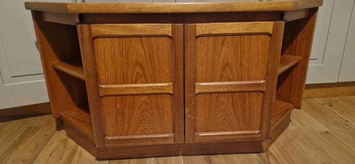 Teak Corner  TV Cabinet Vintage - Image 1