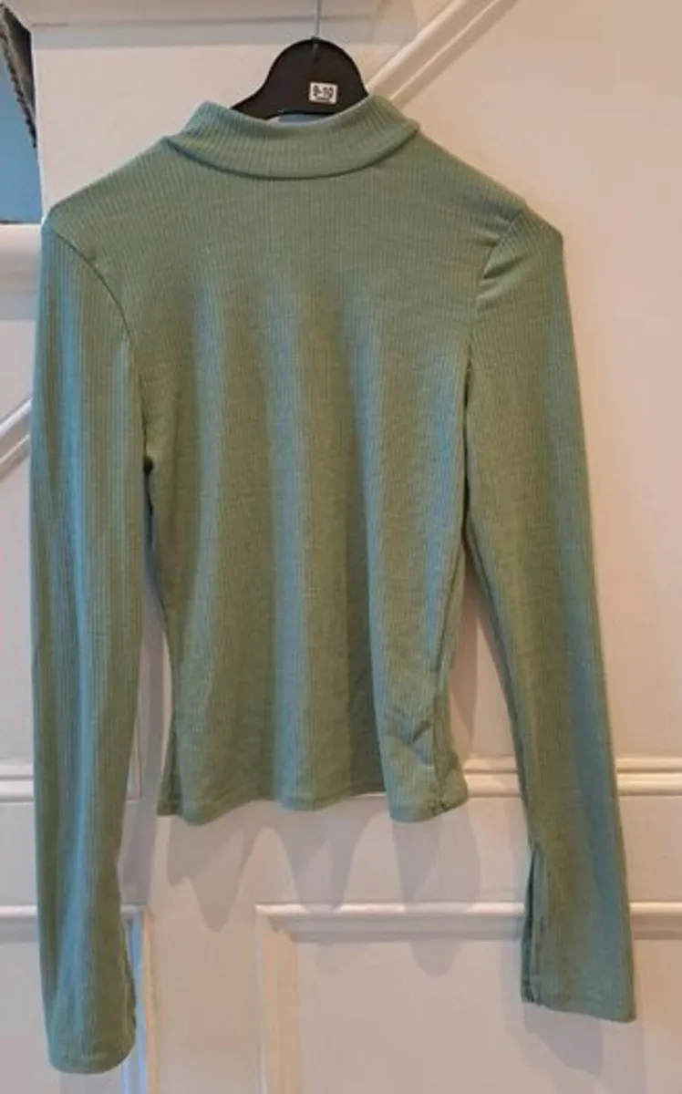 Missguided top size 8 - Image 1