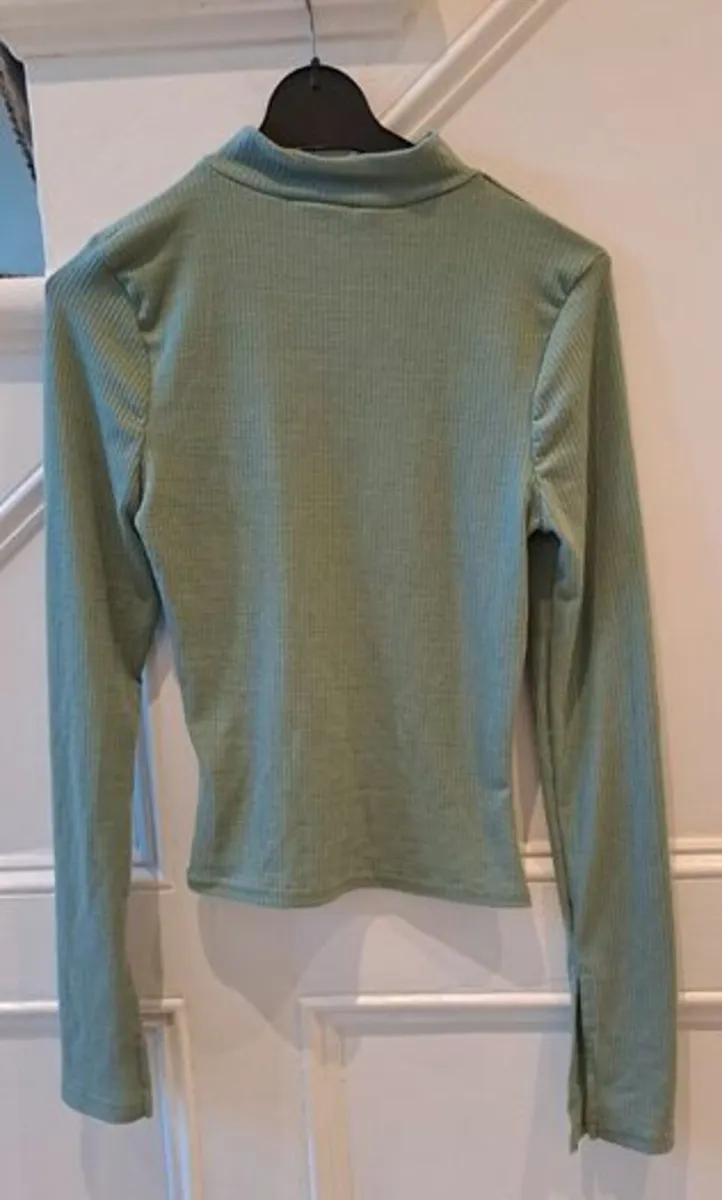 Missguided top size 8 - Image 2