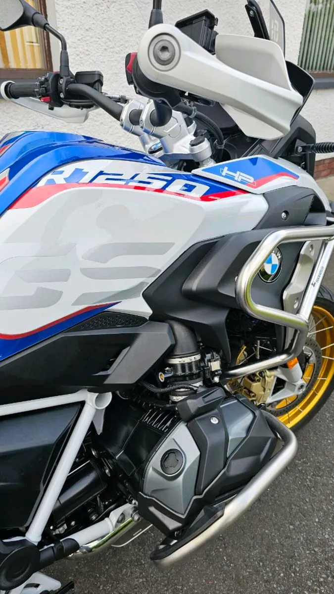BMW R1250GS HP 2019 only 7k miles - Image 4