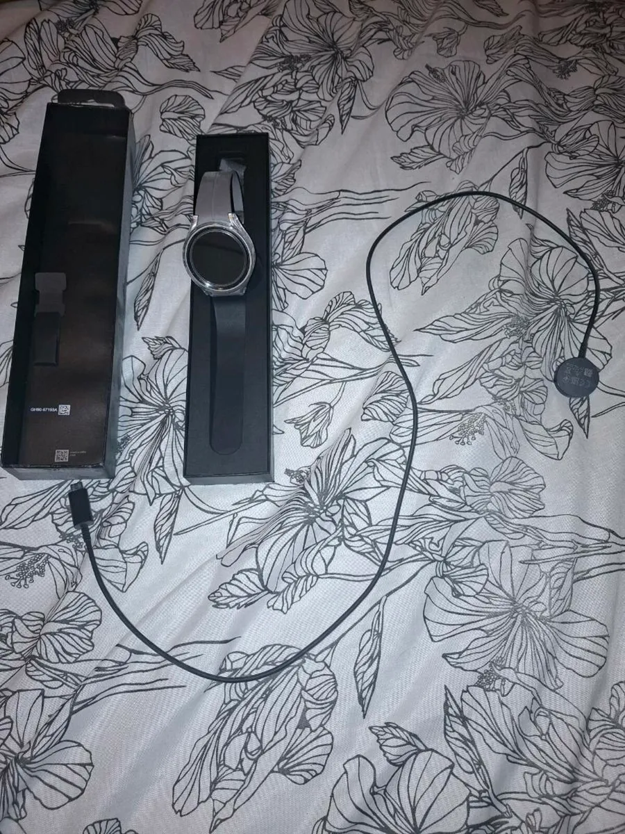 Samsung Galaxy Watch 5 Pro 45mm Bluetooth Smart Wa - Image 1