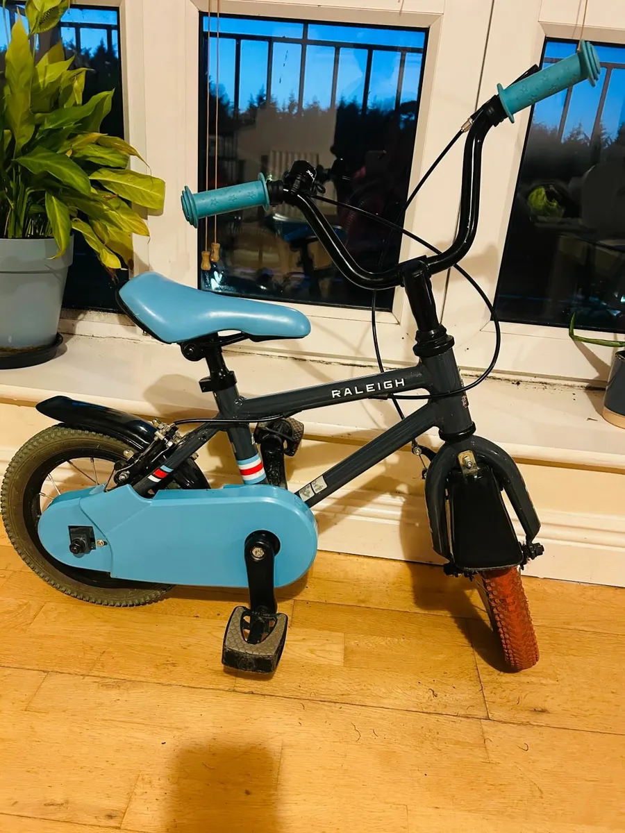 12" Raleigh Pop Kids Bike - Image 2