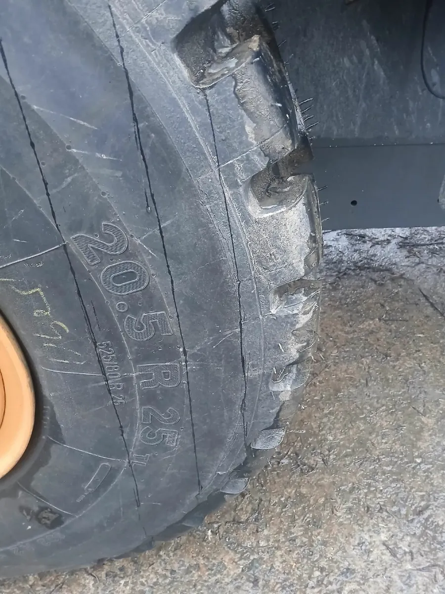 Wheels and tyres - Image 3