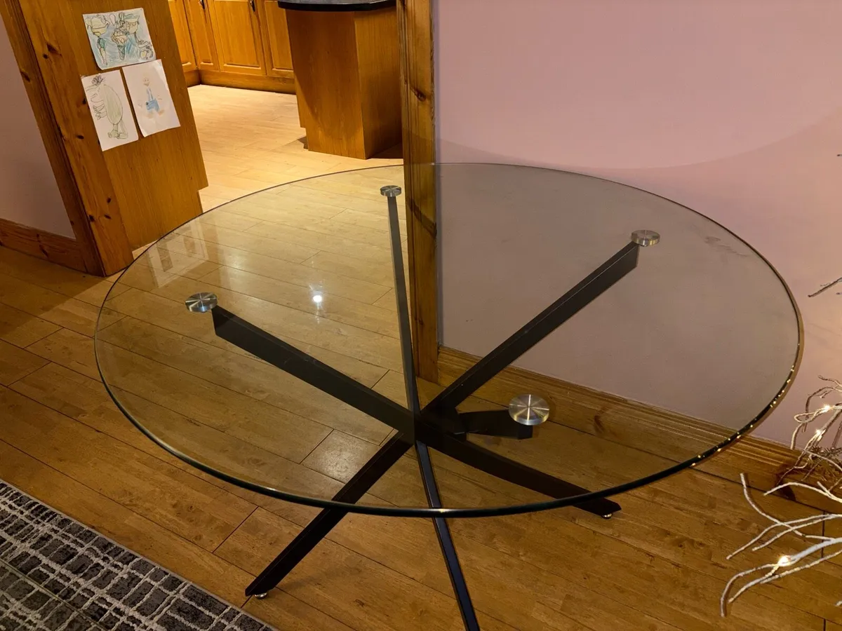 Dining table - Image 3