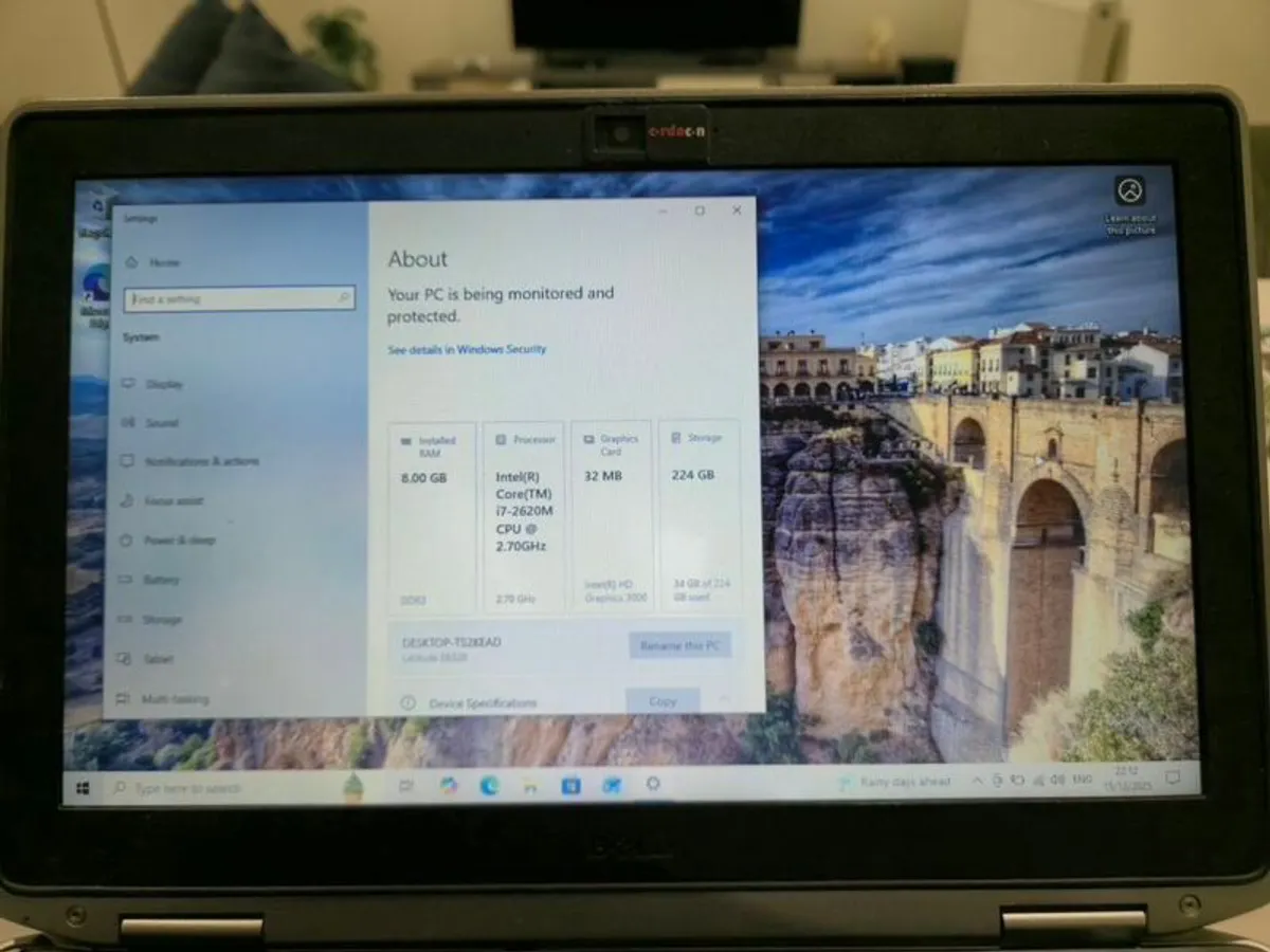 i7 Laptop  for sale in mint condition. - Image 2