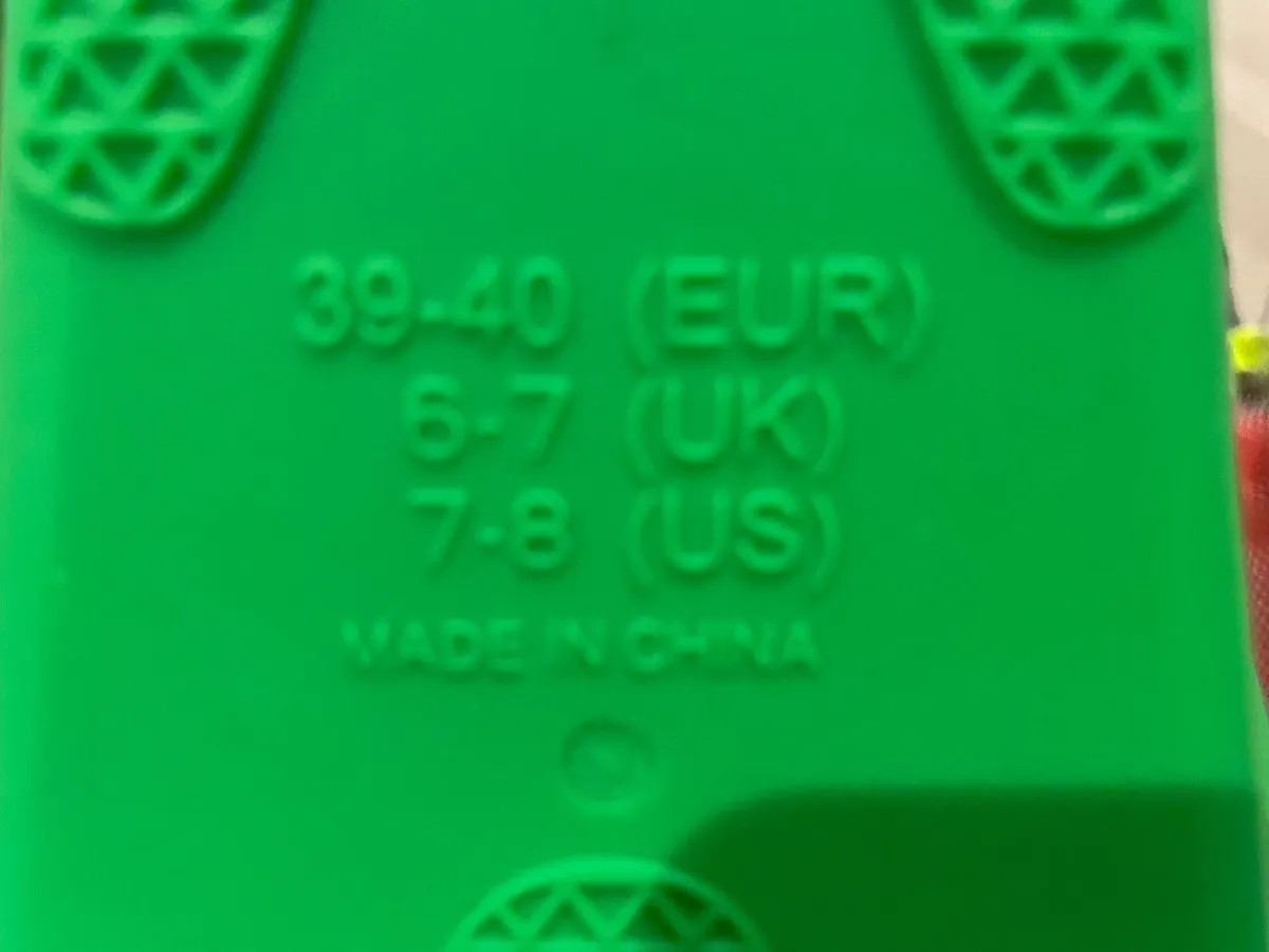 Zoggs Swimming Fins (€20 per pair) - Image 2