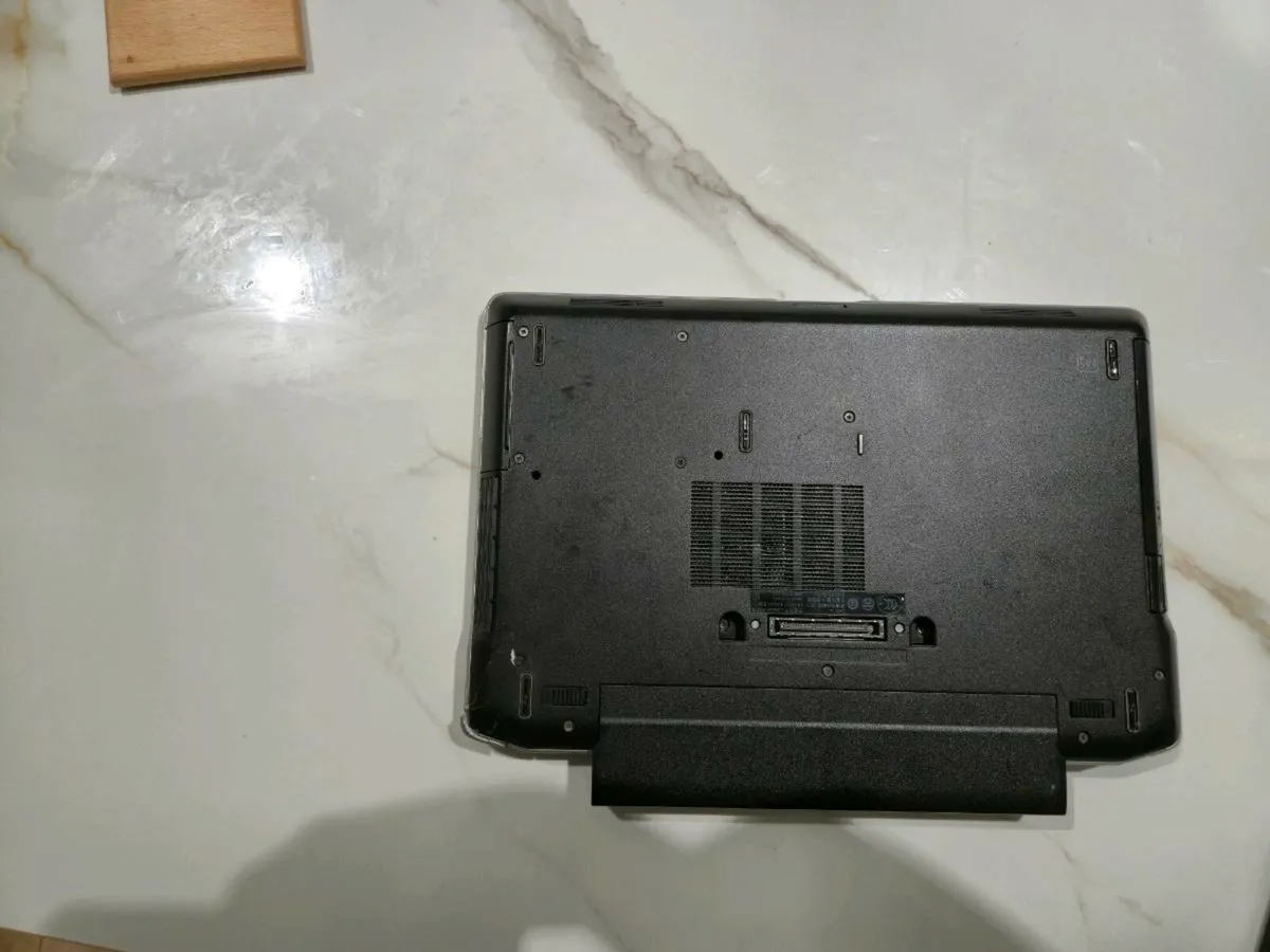 i7 Laptop in mint condition - Image 2