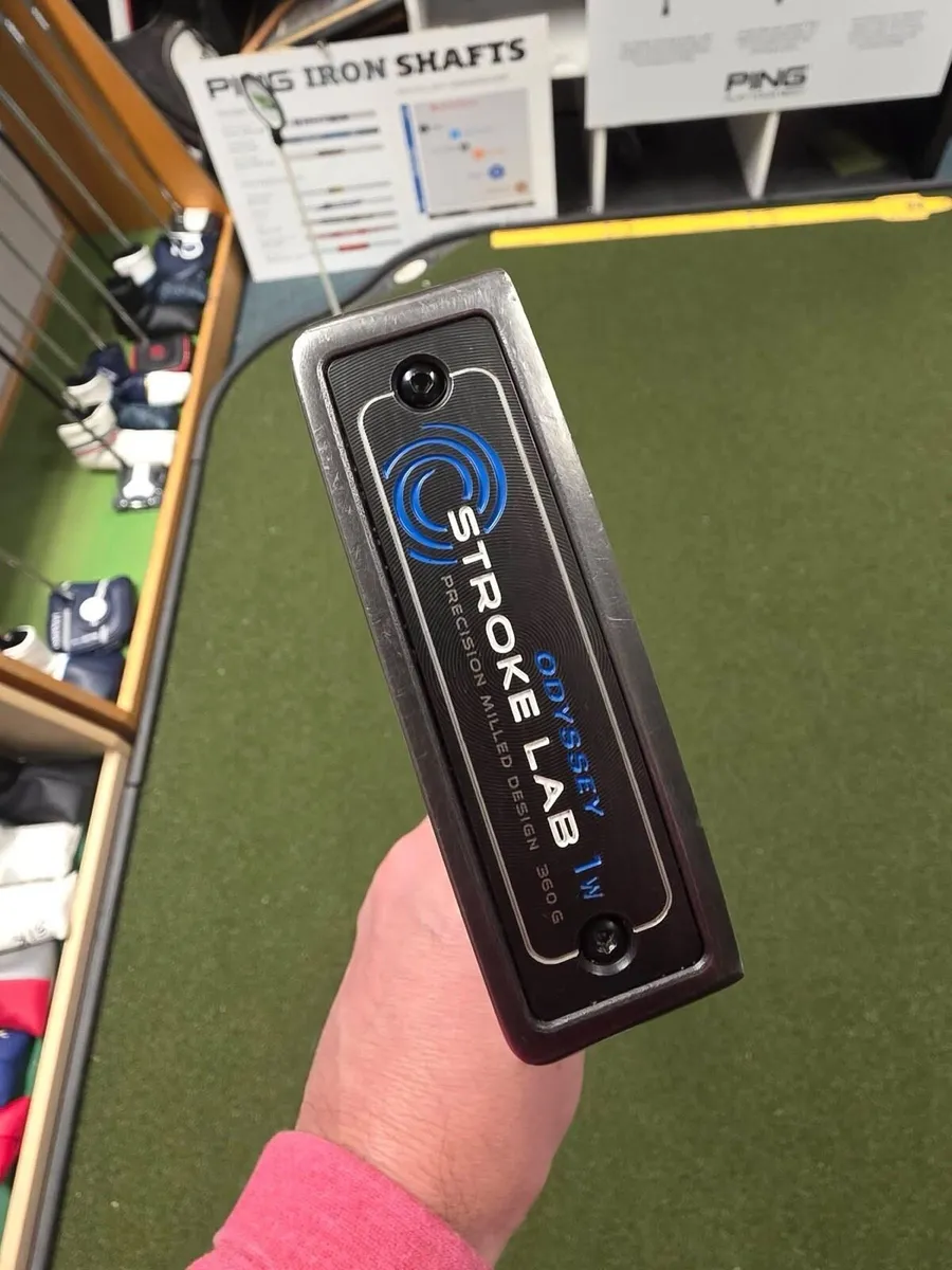 Japanese Odyssey Stroke Lab Putter - Image 1