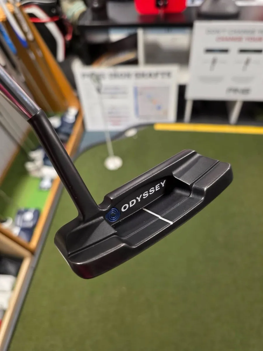 Japanese Odyssey Stroke Lab Putter - Image 2