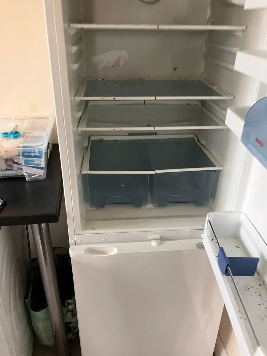 Fridge freezer - Image 3