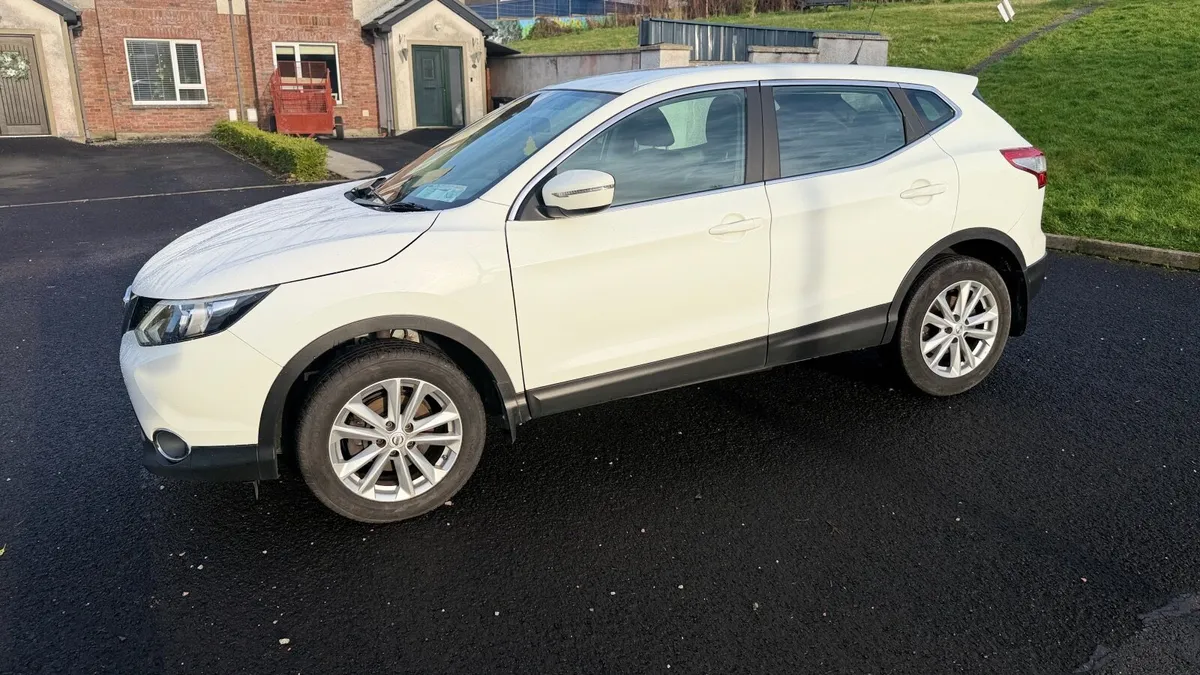 Nissan Qashqai 2014 – 1.5 Diesel, NCT Passed, Full - Image 2