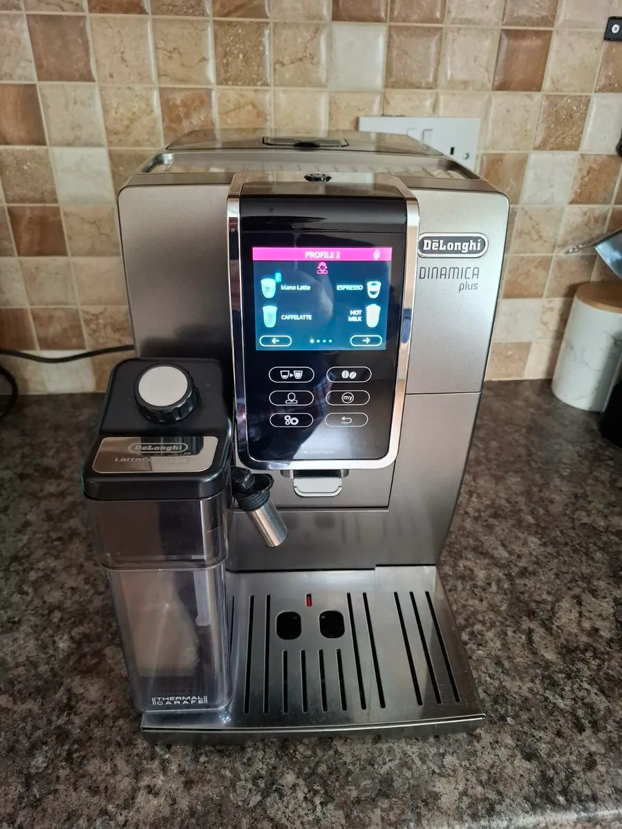 Coffe machine,DeLonghi Dinamica Plus ECAM370.95.T - Image 1
