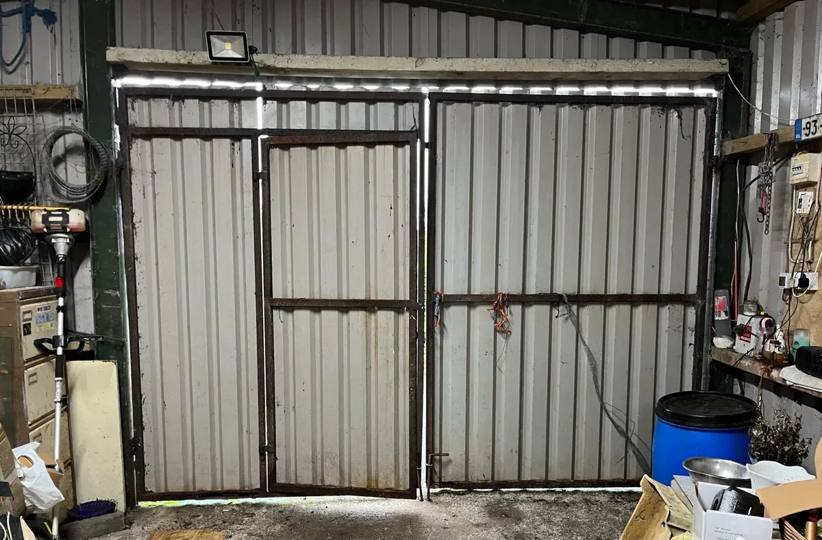 2 Sheeted Doors to suit opening 10ft w X 8ft high - Image 3