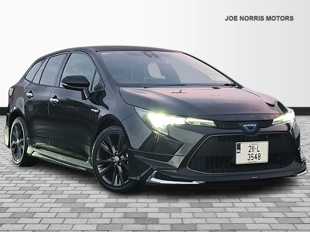 Toyota Corolla 1.8  Touring Estate Hybrid - Image 1