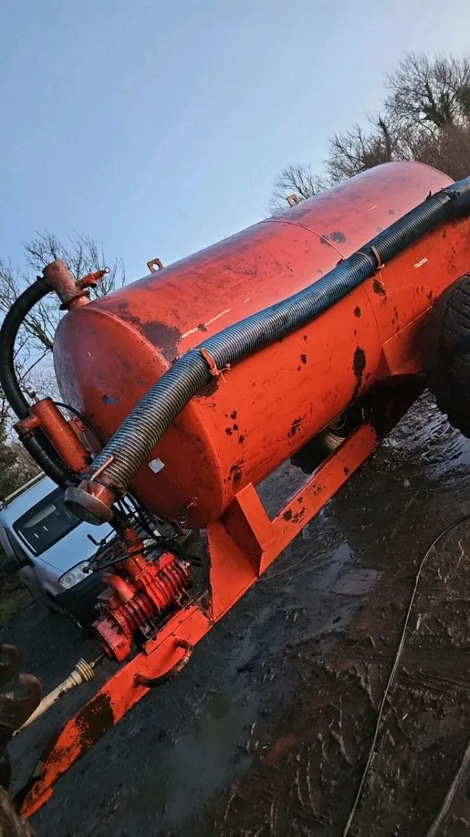 Abbey slurry tank 1300g - Image 2
