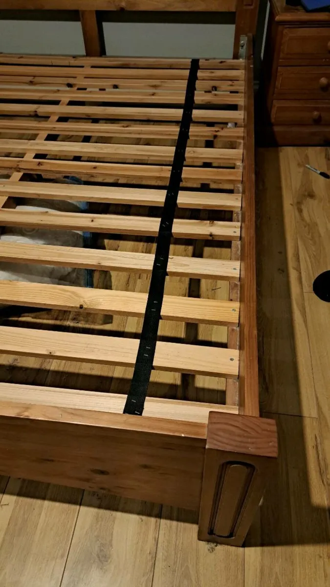 Kingsiz3 Bedframe and Double - Image 3