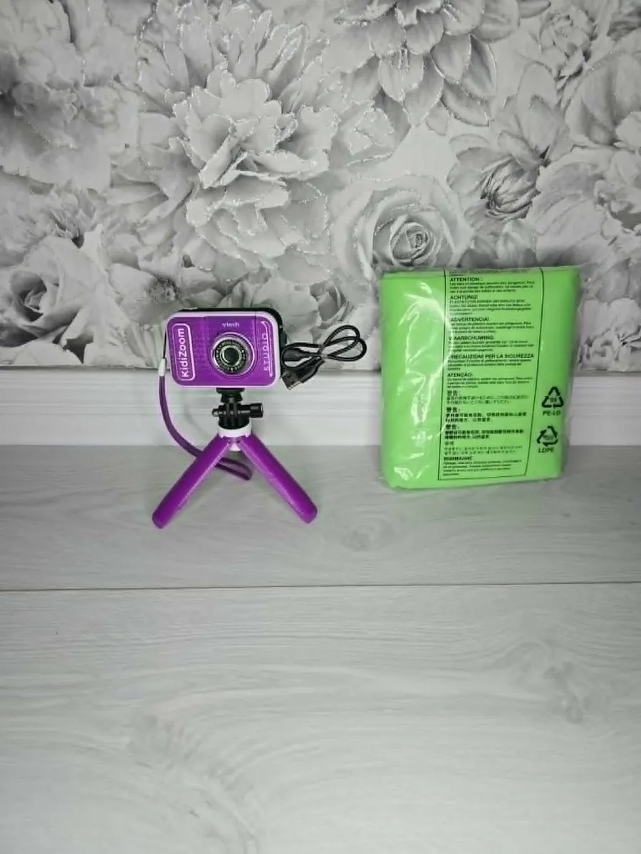 VTech KidiZoom Studio Video Camera Purple. - Image 3