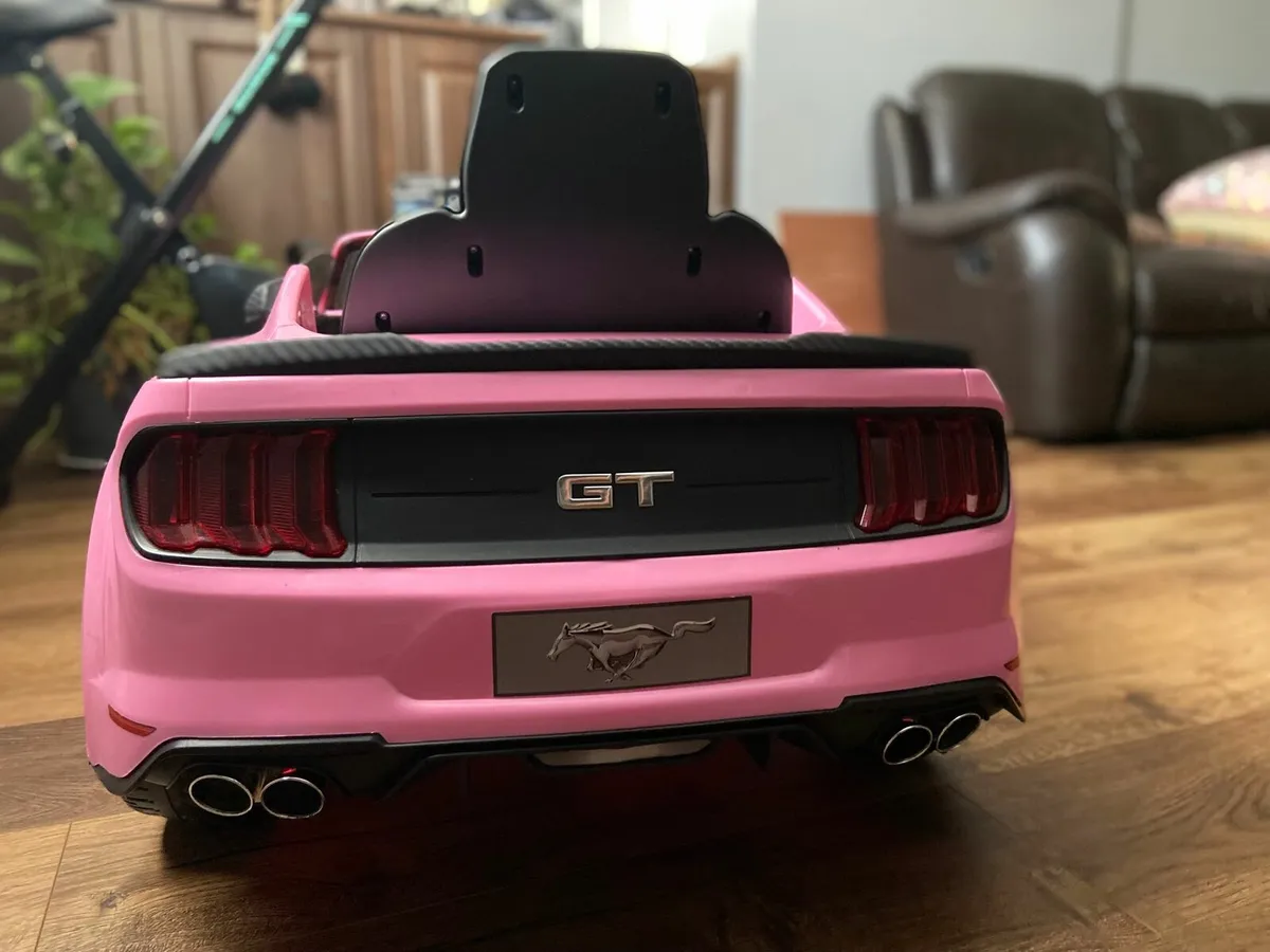Pink Ford Mustang GT Drift ( chargeable battery ) - Image 4