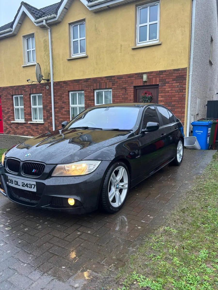 318 D MSport - Image 2