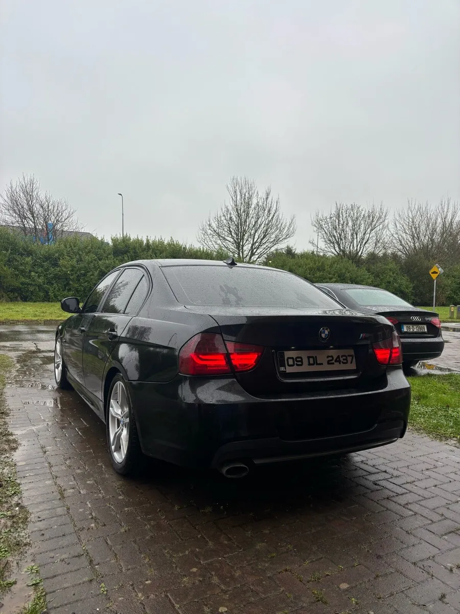 318 D MSport - Image 3