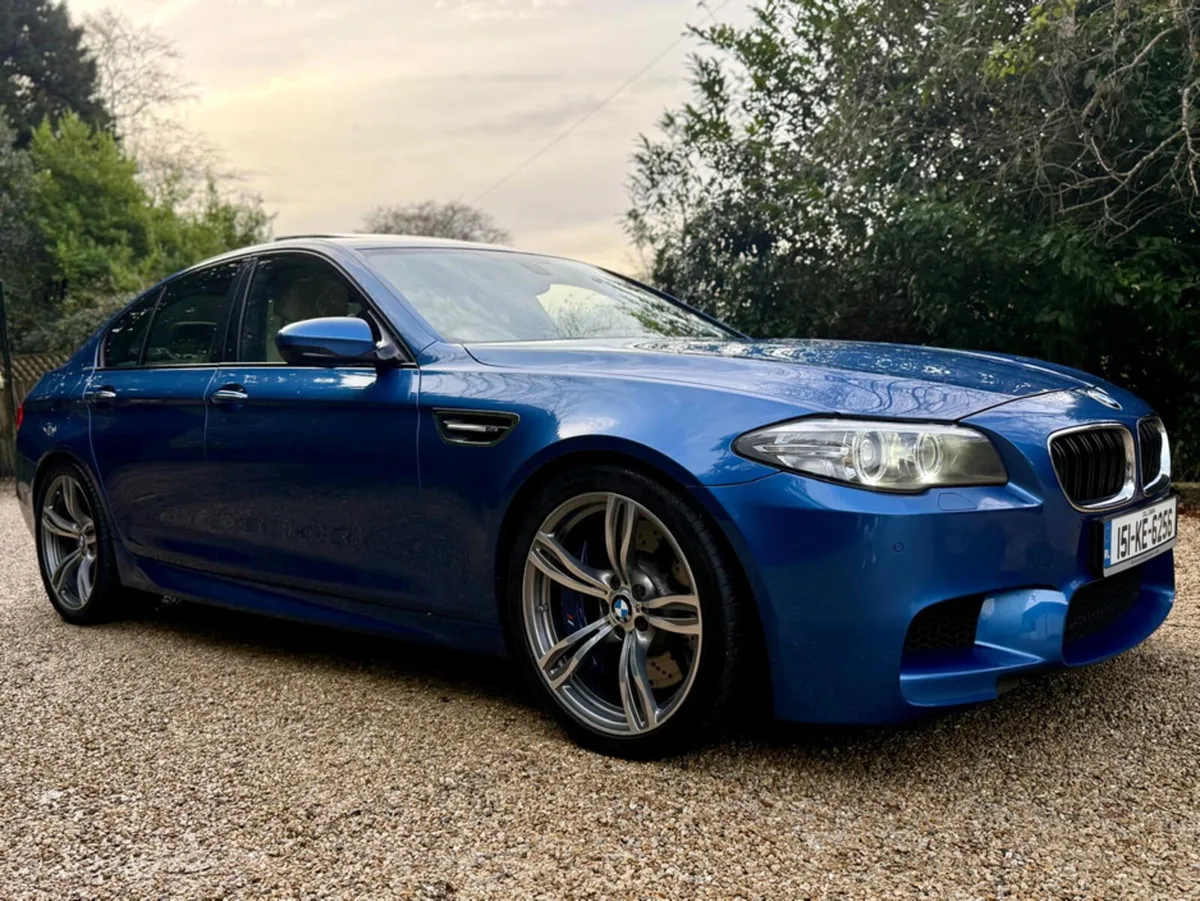 BMW M5 *F.BMW.S.H…Immaculate Example* - Image 2