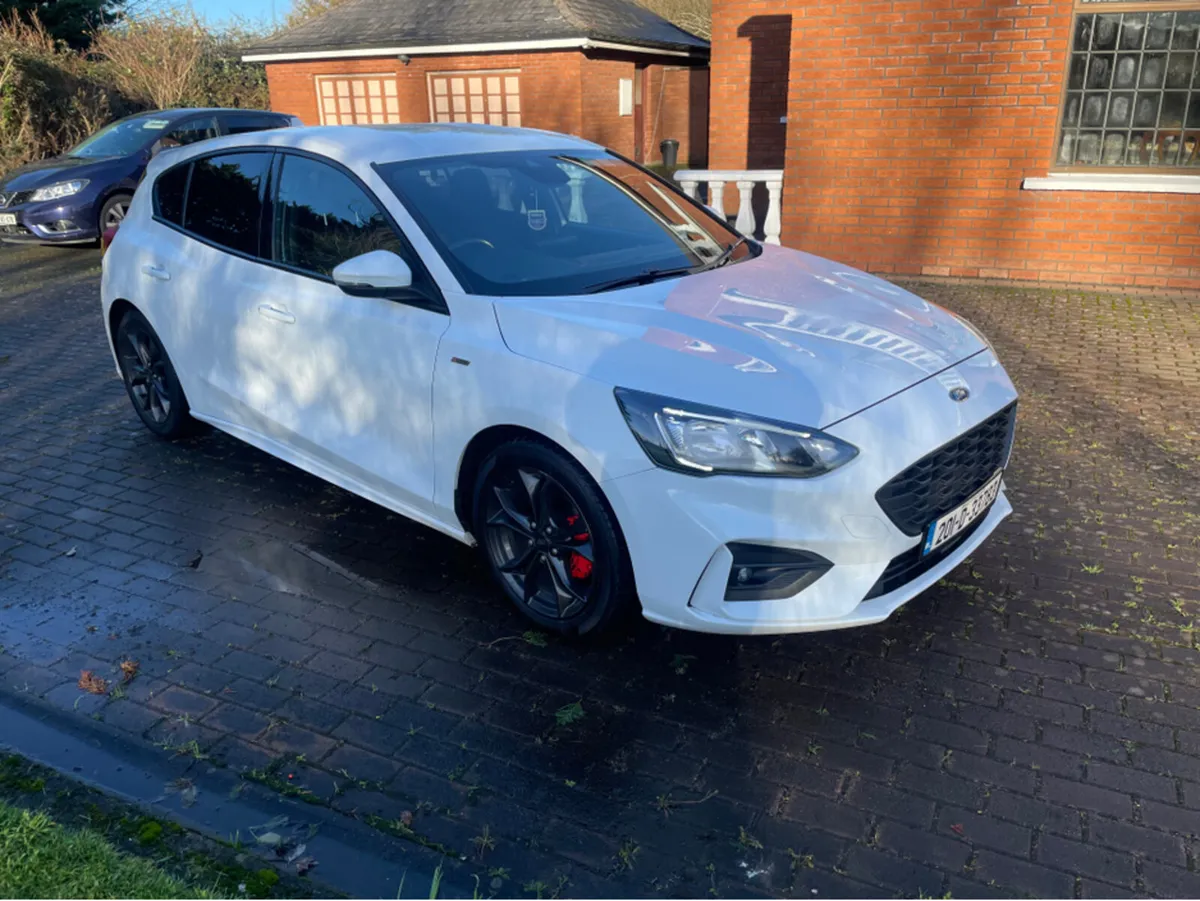 Ford Focus ST-LINE 120PS 5DR - Image 2