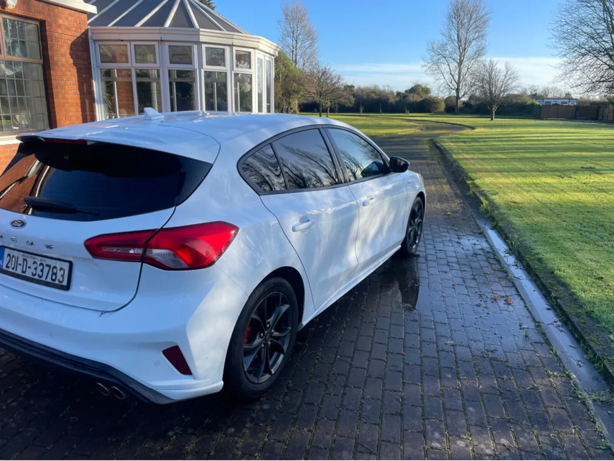 Ford Focus ST-LINE 120PS 5DR - Image 4