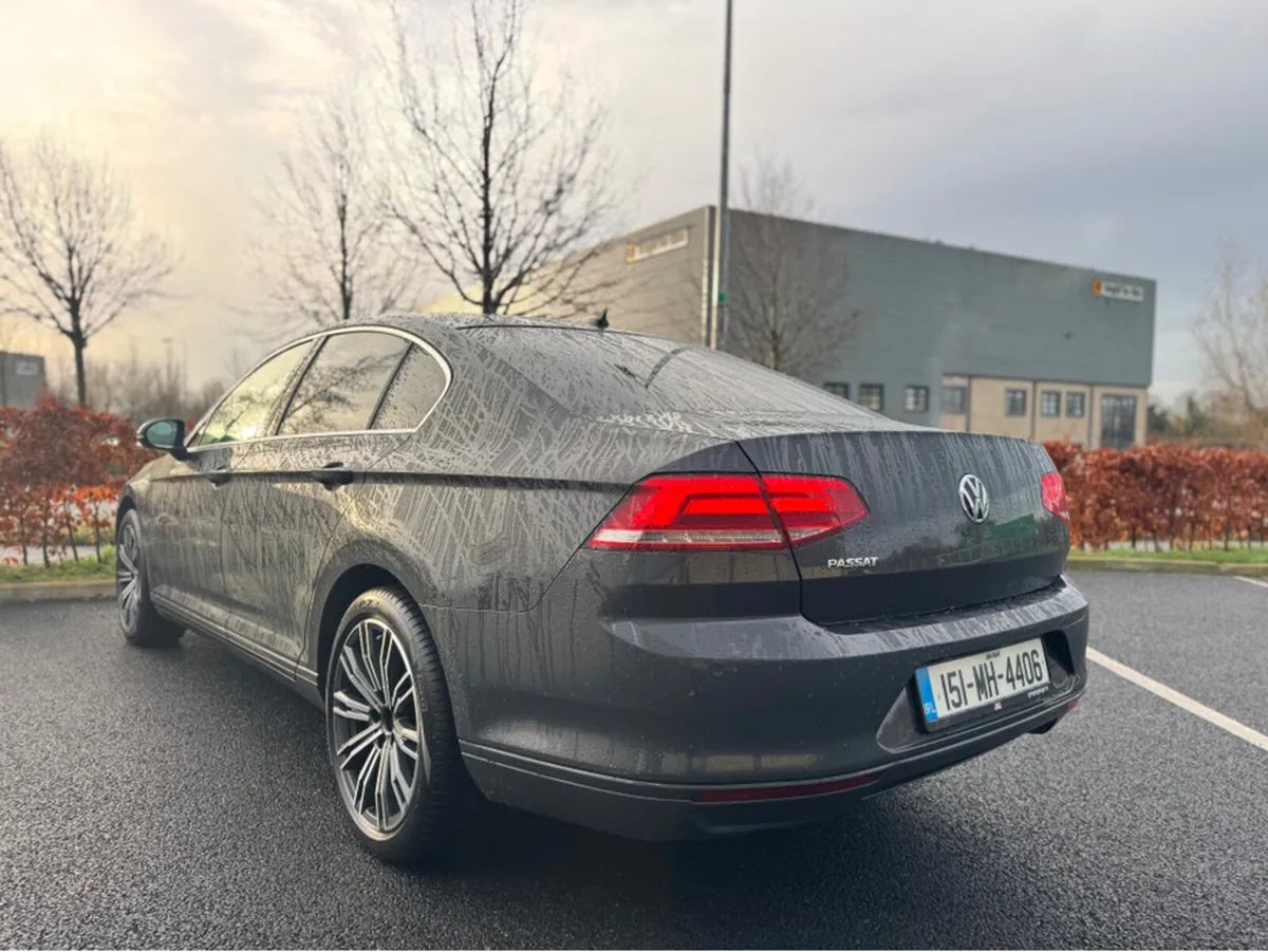 Volkswagen Passat 1.6 TDI SE BUSINESS *NEW TIMING - Image 3