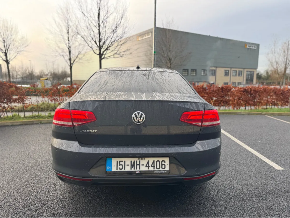 Volkswagen Passat 1.6 TDI SE BUSINESS *NEW TIMING - Image 4