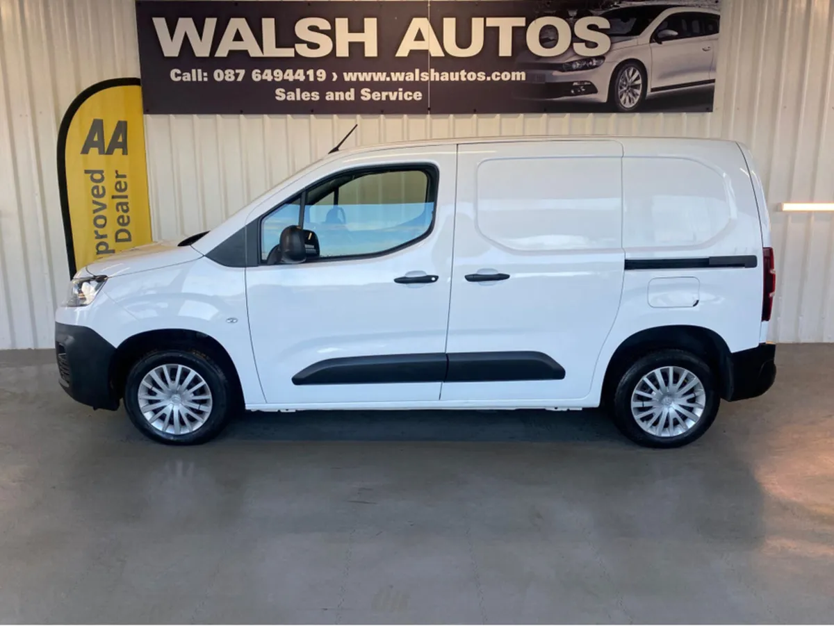 Citroen Berlingo LX BLUEHDI 75 MWB 650 650KG 3DR - Image 3