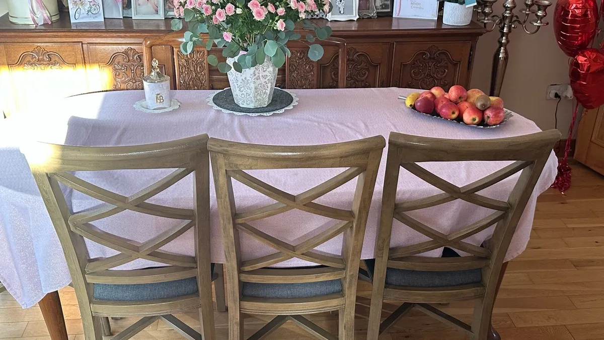 6 dining chairs - Image 2