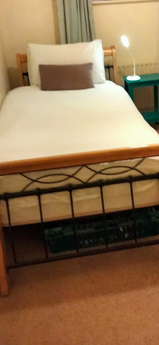 Single bed - Image 3
