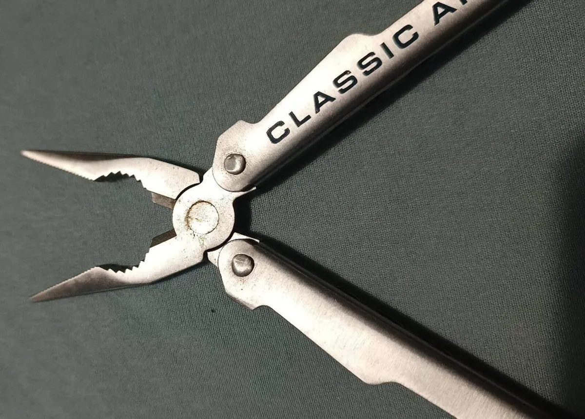 Classic Army Knife & Tools - Image 3
