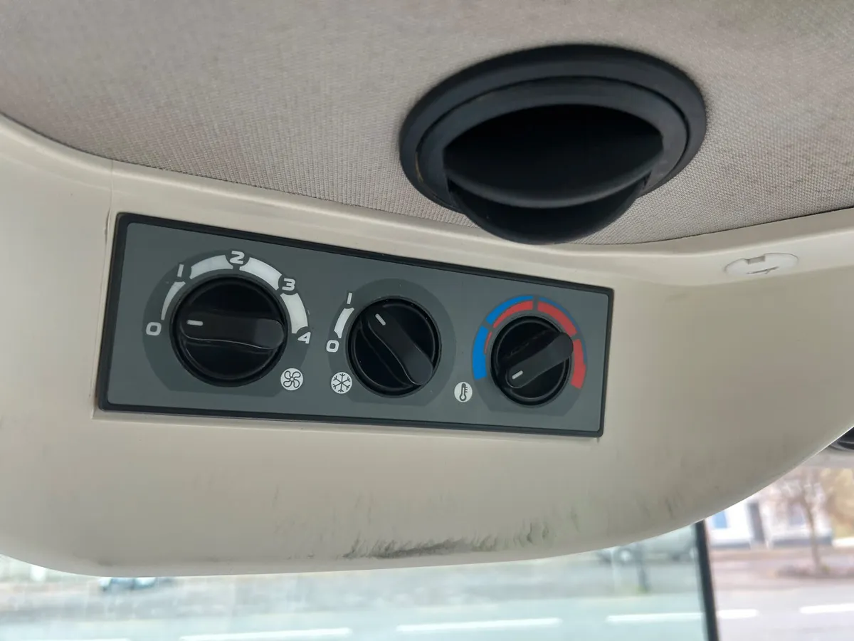 2019 Landini 7-160 - Image 2