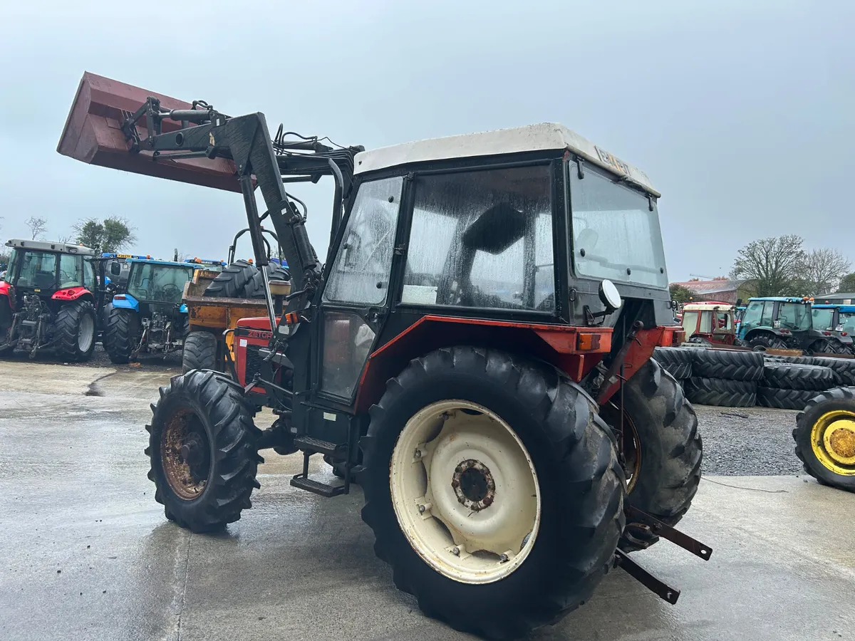 1988 Zetor 6245 with Loader - Image 3