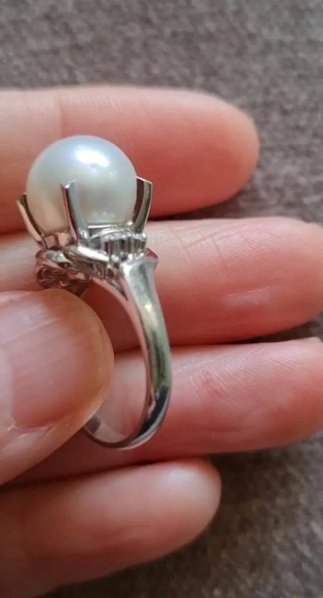 Genuine Platinum Saltwater Pearl Ring - Image 3