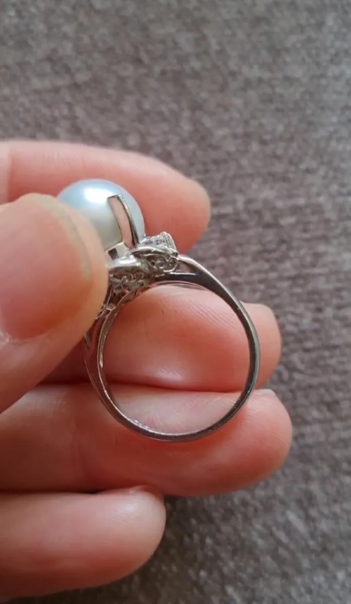 Genuine Platinum Saltwater Pearl Ring - Image 4