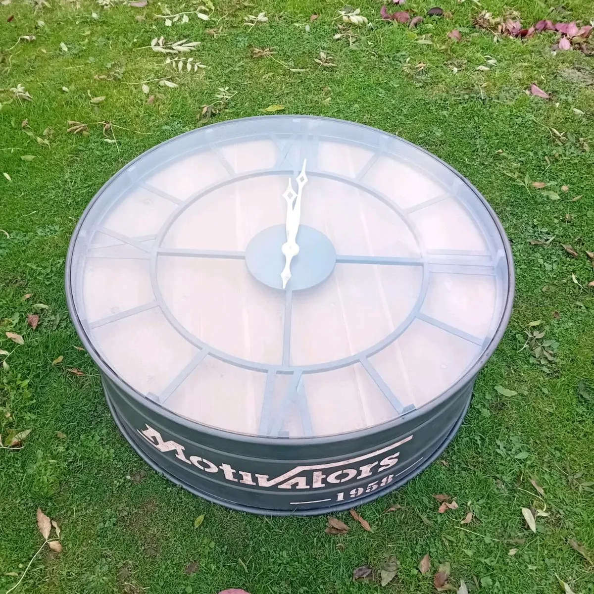 Large Coffee Clock Table - Image 4