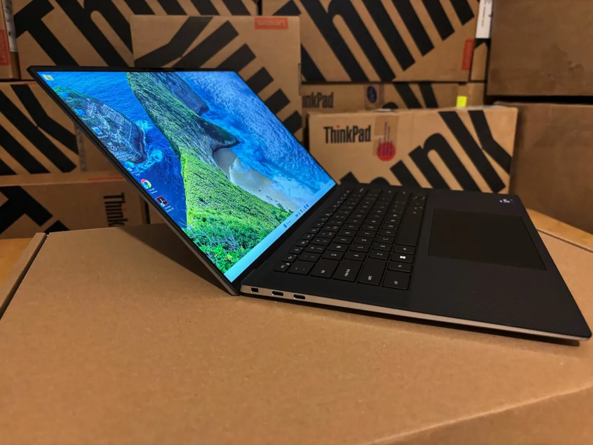 Dell Precision 5560 Laptop-32Gb-i7-1TB SSD-Graphic - Image 1